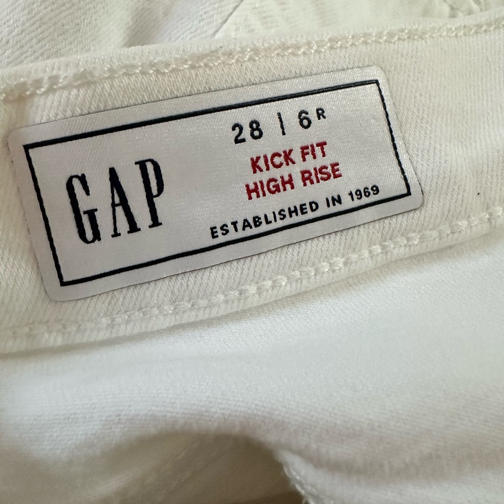 GAP White kick fit Jeans - Picture 4 of 6